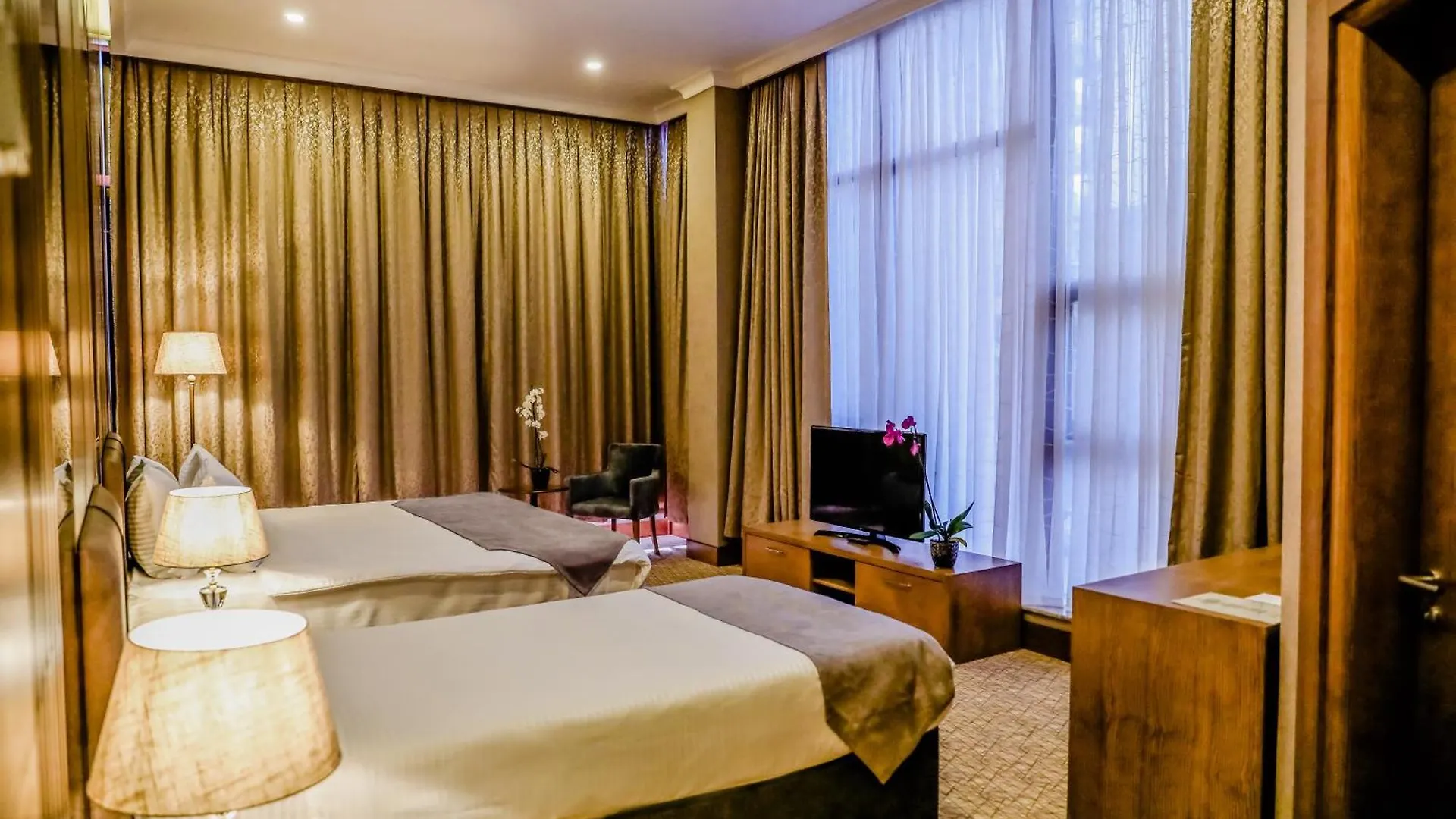 Adisson Hotel Baku 4*,  Azerbaijan